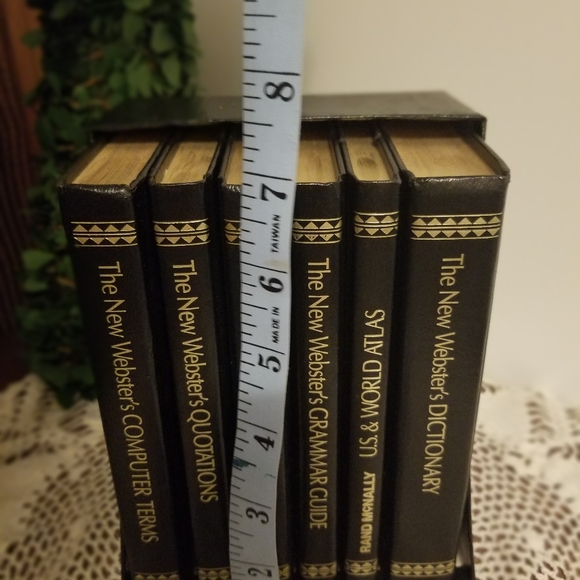 Vintage Websters Library of Pactical Information - Picture 2 of 8